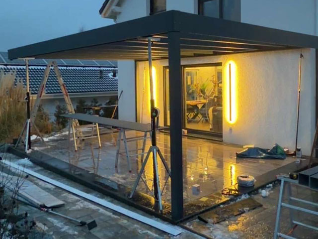 Montage einer Terrassenüberdachung in Bad Wildungen